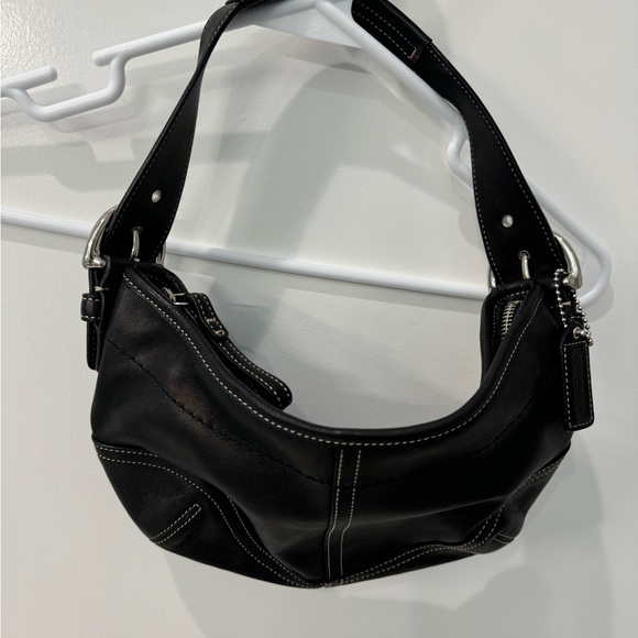 COACH. Shoulder handbag. Small black - Picture 8 of 10